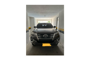 TOYOTA Fortuner SRV,